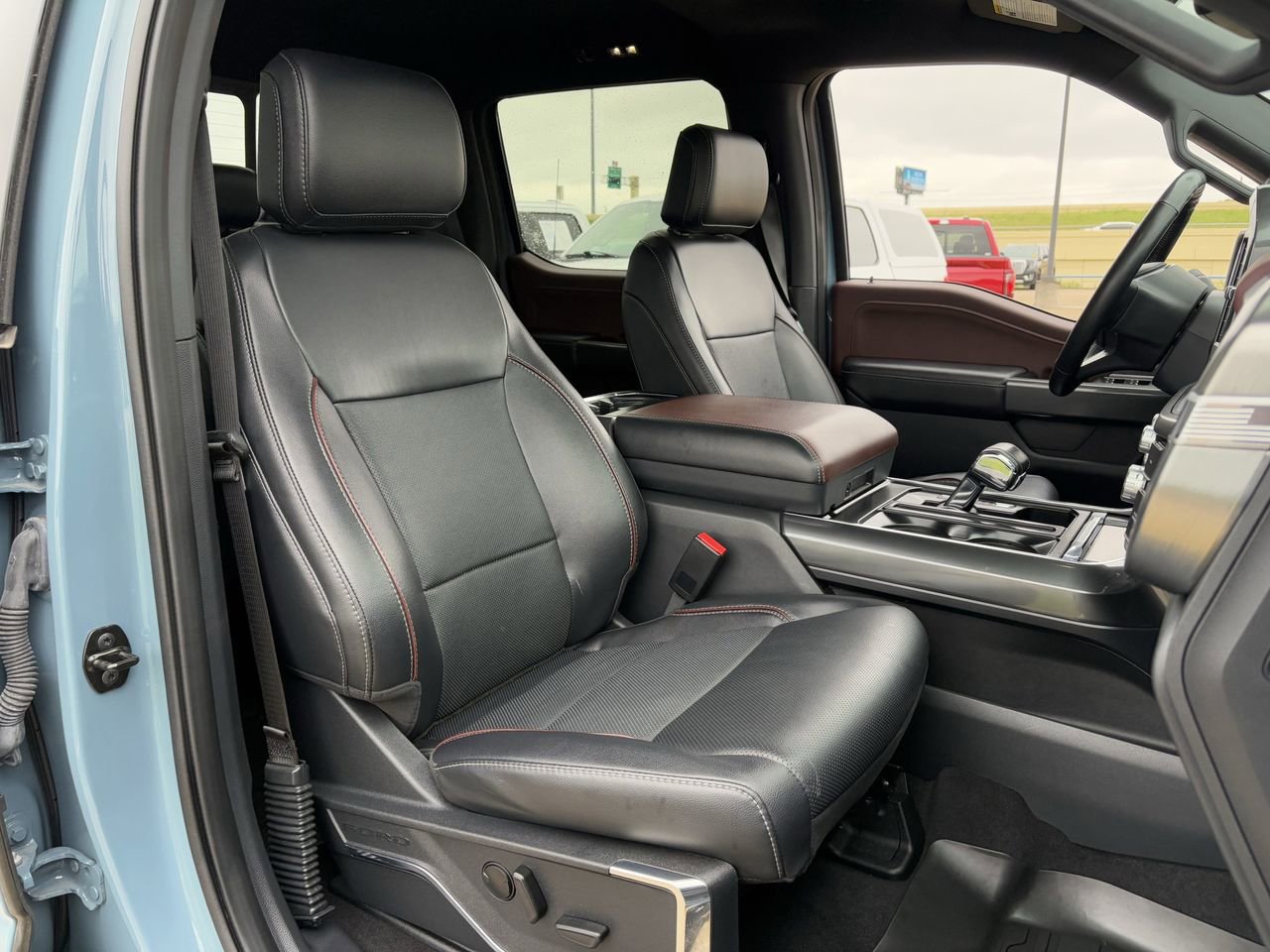 Certified 2023 Ford F150 Lariat AWD/4WD image 32