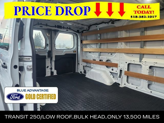 Certified 2023 Ford Transit 250 Low Roof AWD w/ Exterior Upgrade Package image 18