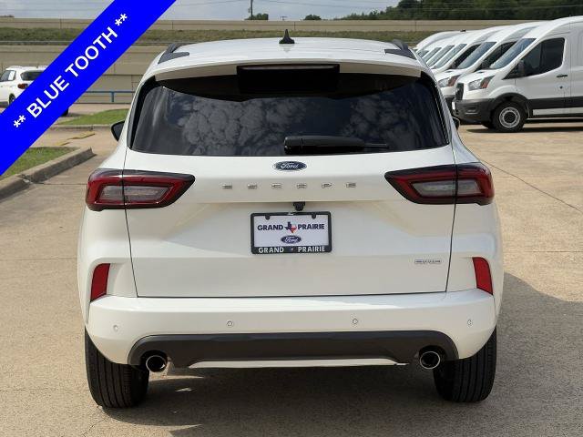Certified 2024 Ford Escape ST-Line Select w/ Tech Pack #1 AWD/4WD image 8