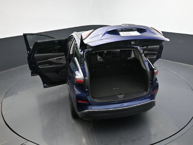 Used 2023 Nissan Murano SV FWD image 46