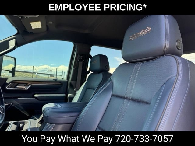 Used 2024 Chevrolet Silverado 3500 High Country AWD/4WD image 13