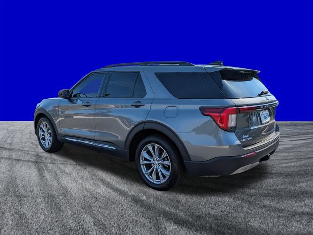 Certified 2025 Ford Explorer Active w/ Active Comfort Package RWD image 6
