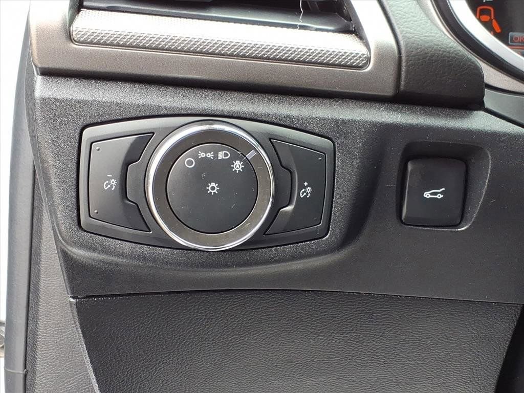 Certified 2020 Ford Fusion SE image 14