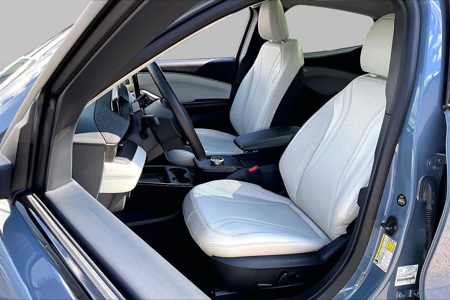 Certified 2023 Ford Mustang Mach-E Premium RWD image 7