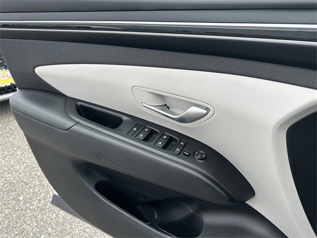 Used 2024 Hyundai Tucson SEL w/ Convenience Package image 32
