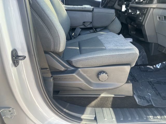 Certified 2022 Ford F150 XLT w/ Equipment Group 301A Mid image 32