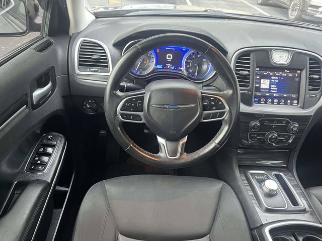 Used 2019 Chrysler 300 Touring w/ Sport Appearance Package RWD image 17