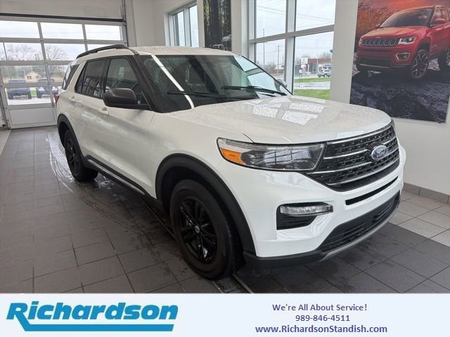 Certified 2023 Ford Explorer XLT w/ Equipment Group 202A