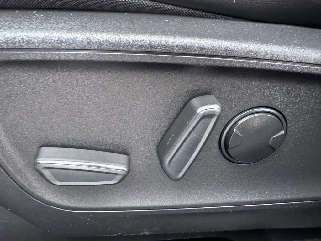 Certified 2024 Ford Escape ST-Line w/ Tech Pack #1 image 27