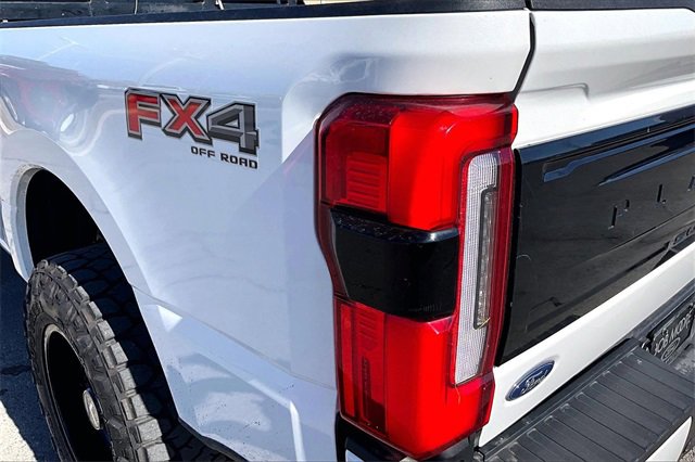 Certified 2024 Ford F350 Platinum w/ FX4 Off-Road Package image 30