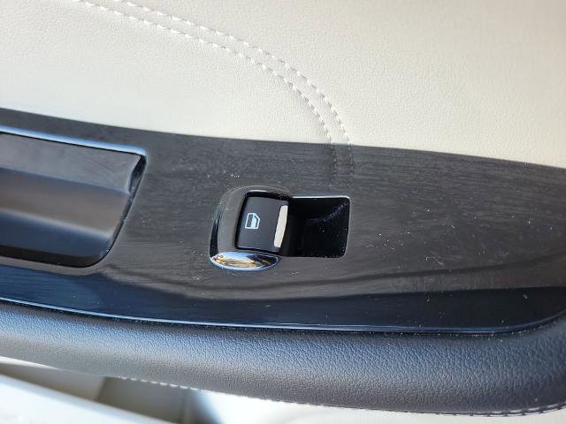 Certified 2018 Ford Edge Titanium w/ Equipment Group 301A image 16