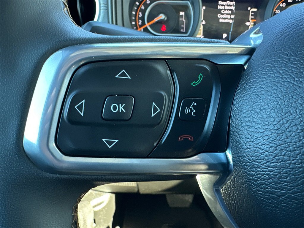 Used 2024 Jeep Wrangler Sahara image 24