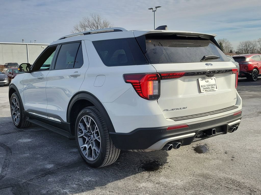 Certified 2025 Ford Explorer Platinum w/ Ultimate Package AWD/4WD image 3