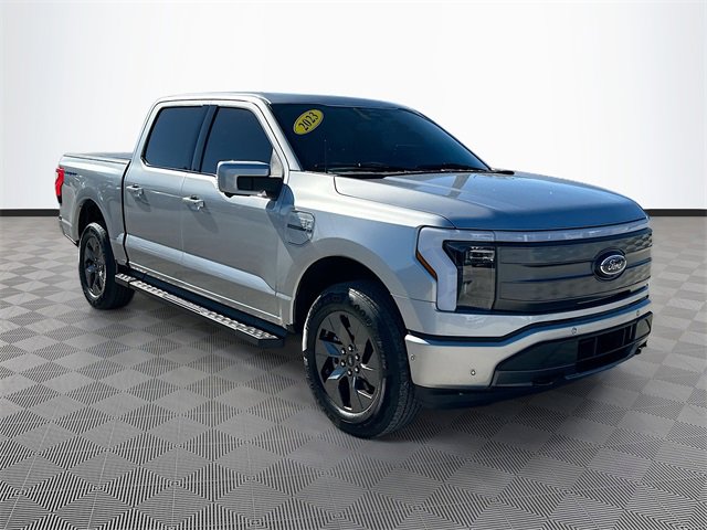 Certified 2023 Ford F150 Lightning Lariat w/ Equipment Group 511A High image 3