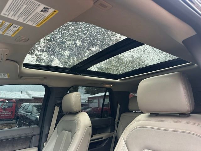 Certified 2019 Ford Expedition Limited w/ Equipment Group 302A image 9