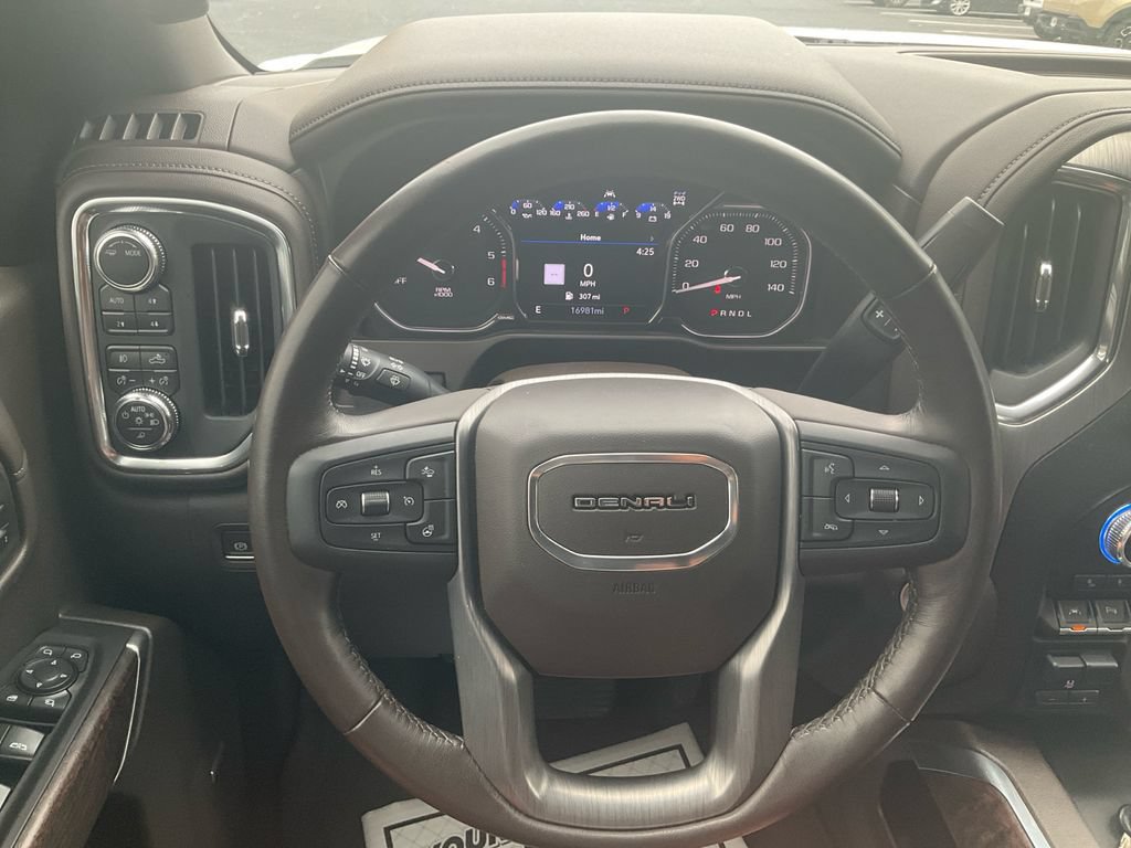 Used 2020 GMC Sierra 1500 Denali w/ Denali Ultimate Package AWD/4WD image 21