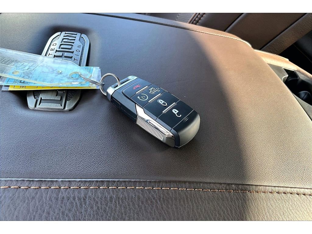 Used 2025 RAM 3500 Longhorn image 13