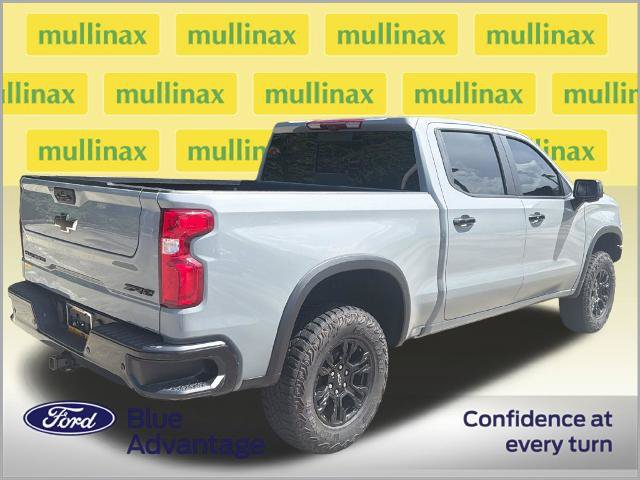 Used 2024 Chevrolet Silverado 1500 ZR2 w/ Technology Package AWD/4WD image 4