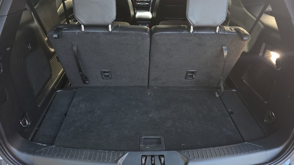 Certified 2023 Ford Explorer ST-Line w/ Class IV Trailer Tow Package image 12