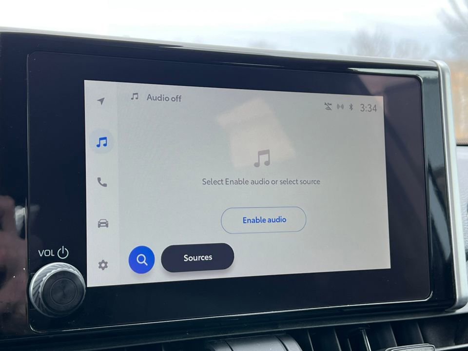 Used 2024 Toyota RAV4 XLE image 24