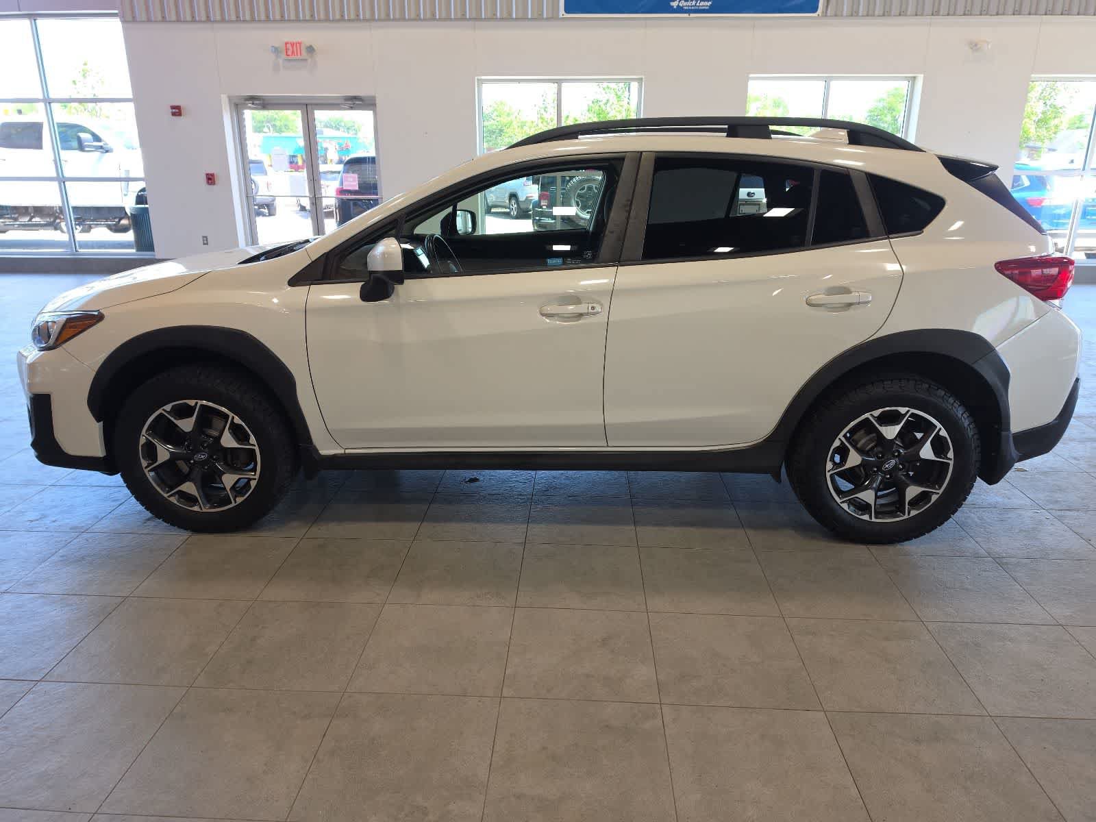 Used 2019 Subaru Crosstrek 2.0i Premium w/ Moonroof Package AWD/4WD image 12