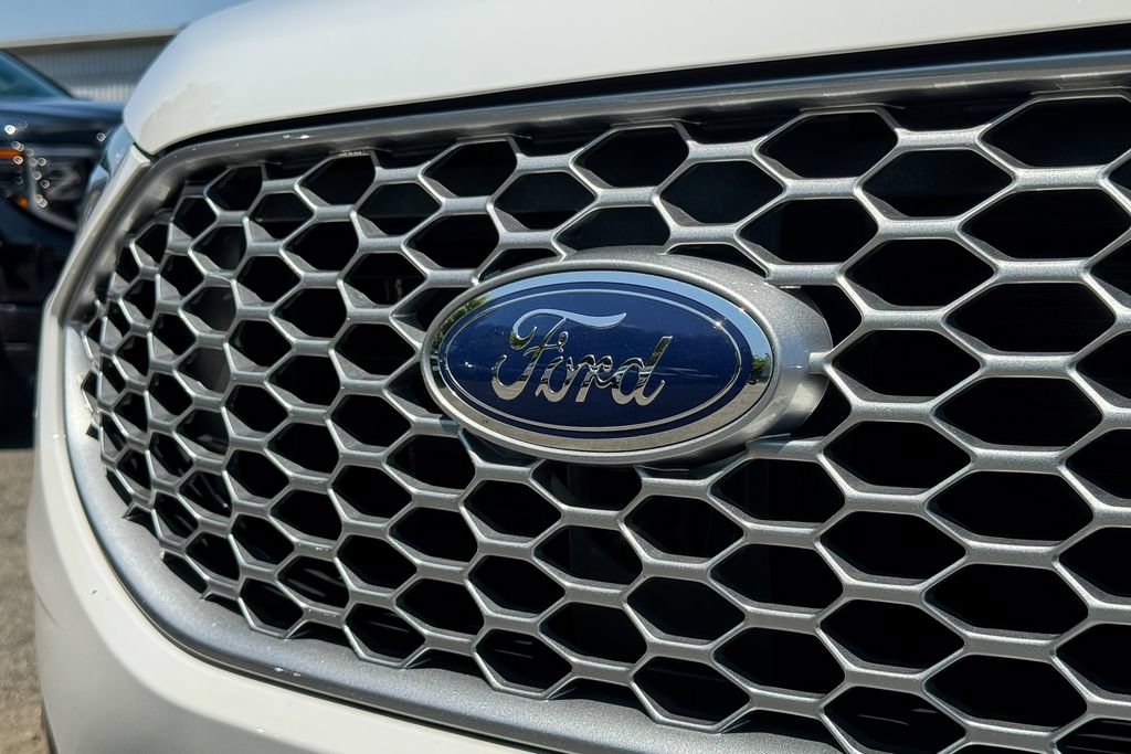 Certified 2023 Ford Edge SEL w/ Convenience Package AWD/4WD image 10