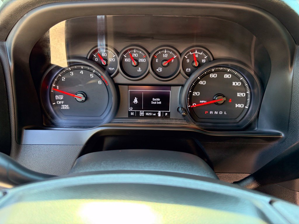 Used 2026 Chevrolet Silverado 1500 Custom Trail Boss w/ LPO, Dark Essentials Package AWD/4WD image 8