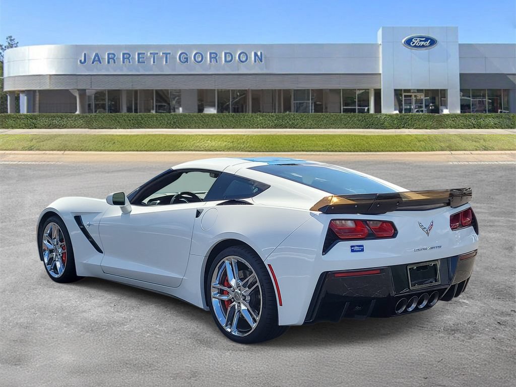 Used 2017 Chevrolet Corvette Stingray Coupe RWD image 3