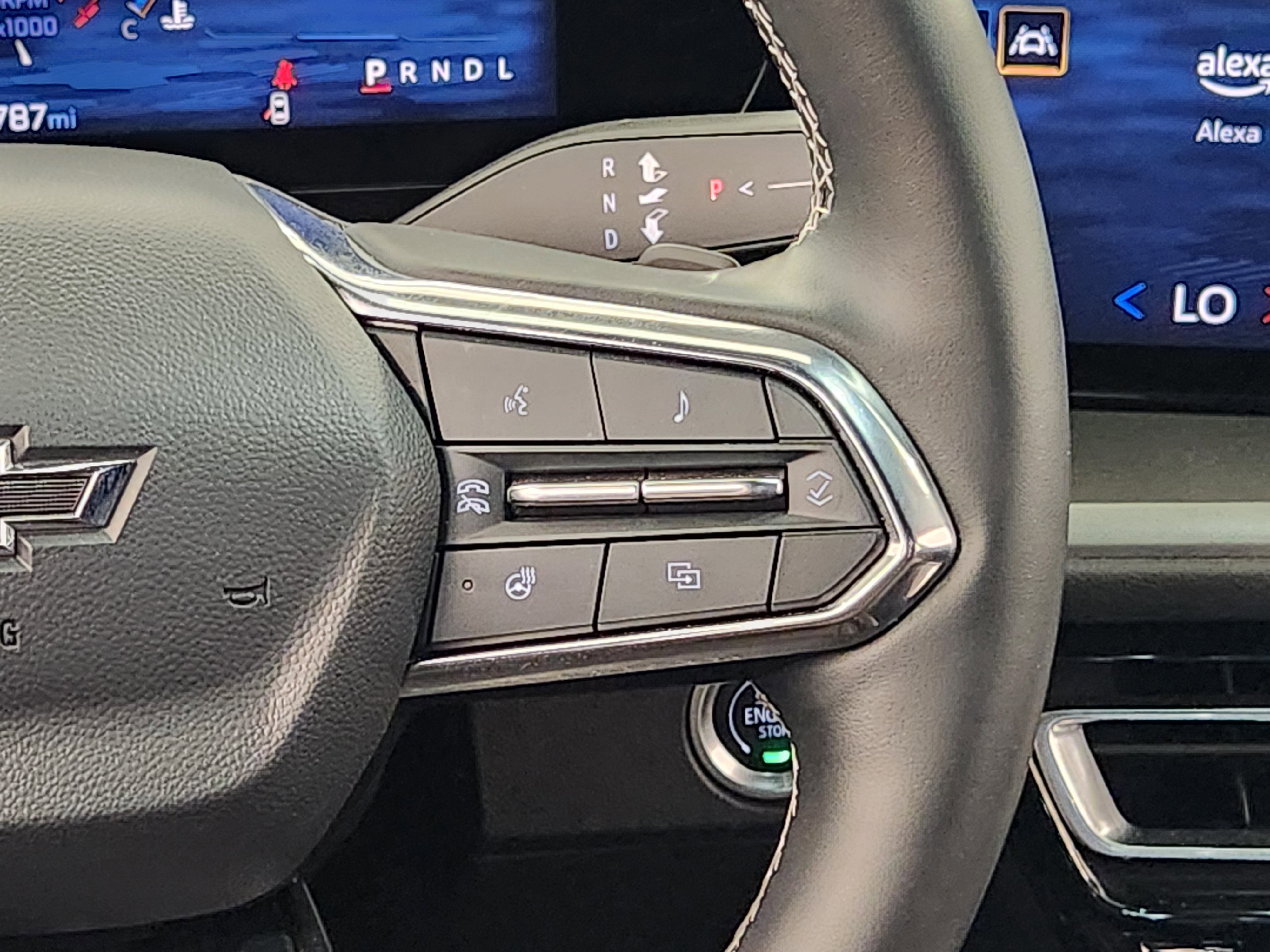 Used 2024 Chevrolet Traverse LT w/ Midnight/Sport Edition image 27