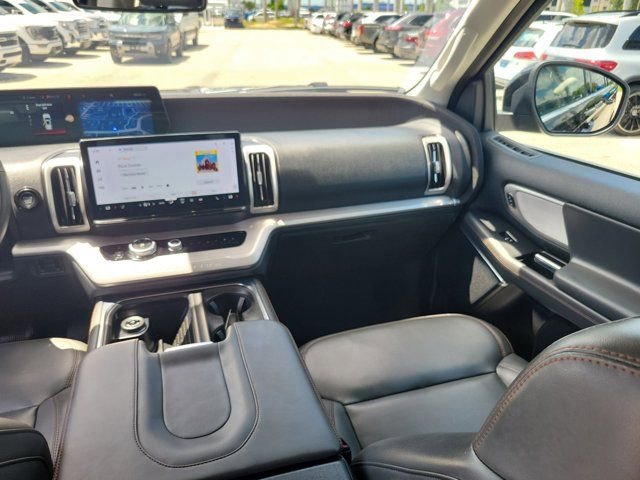 Certified 2025 Ford Expedition Max Active AWD/4WD image 25