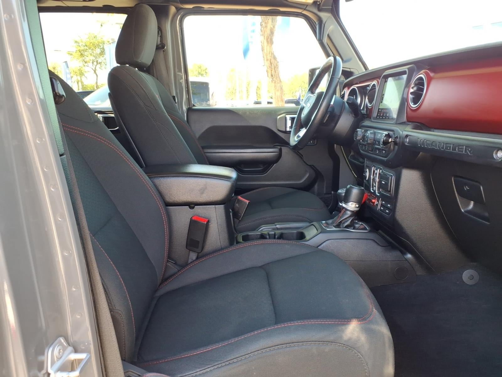 Used 2019 Jeep Wrangler Unlimited Rubicon AWD/4WD image 11