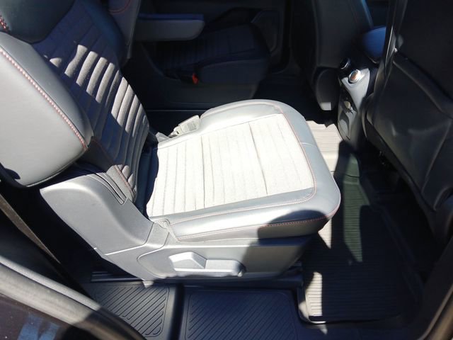 Certified 2025 Ford Explorer ST-Line AWD/4WD image 43