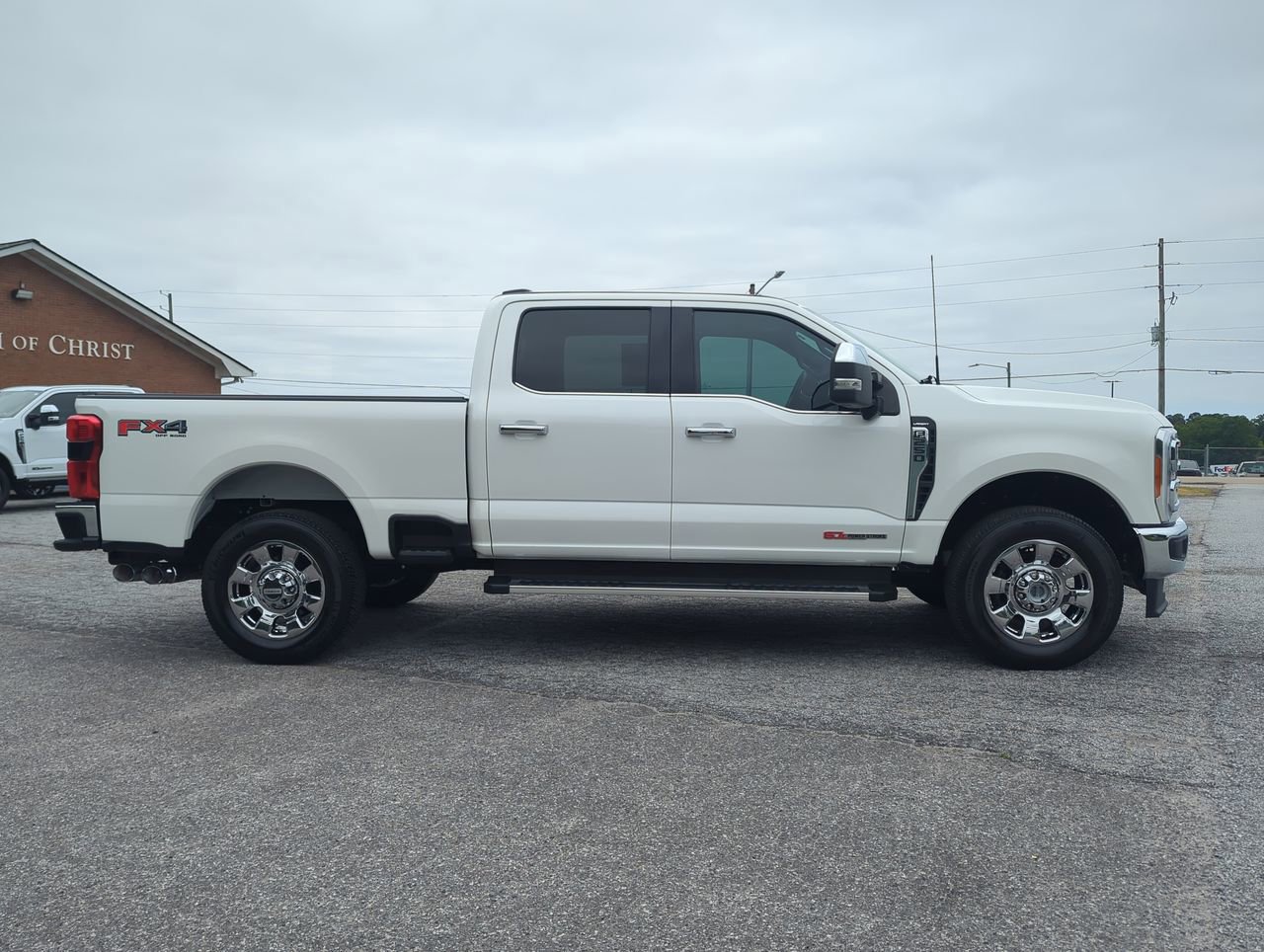 Certified 2023 Ford F250 Lariat w/ Chrome Package AWD/4WD image 6