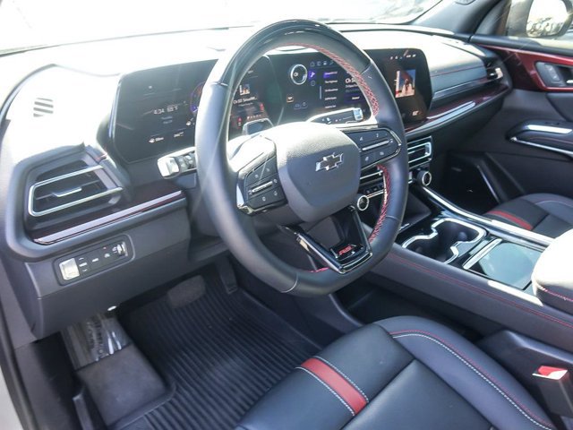 Used 2026 Chevrolet Traverse RS w/ LPO, Floor Liner Package AWD/4WD image 14