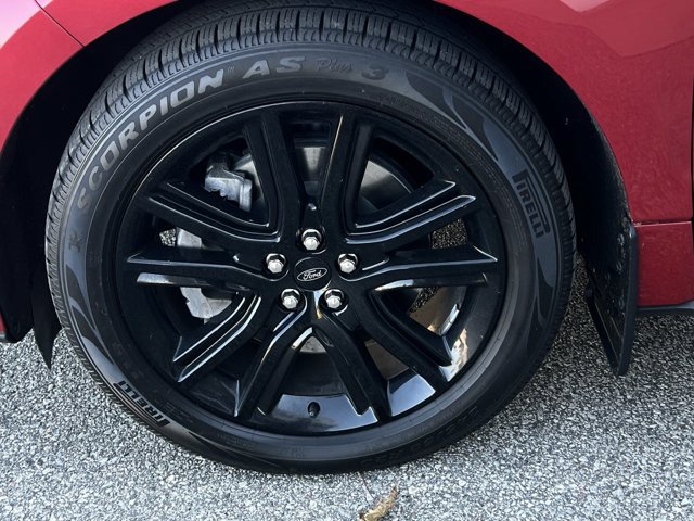 Certified 2021 Ford Edge ST-Line AWD/4WD image 10