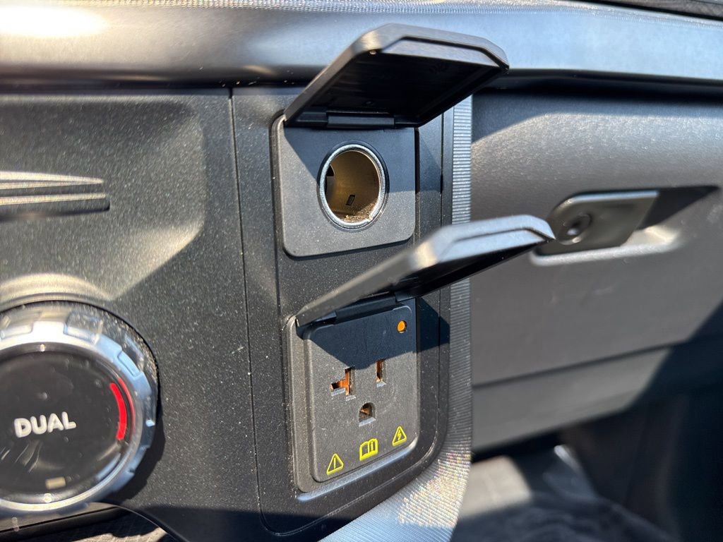 Certified 2023 Ford F150 Platinum w/ Equipment Group 701A High image 36