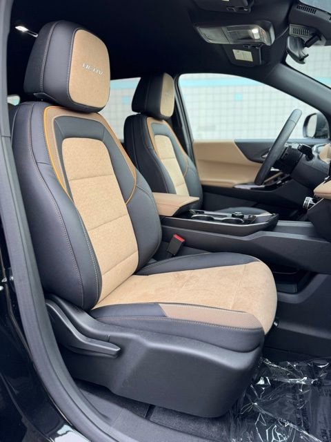 Used 2025 Chevrolet Equinox ACTIV image 23