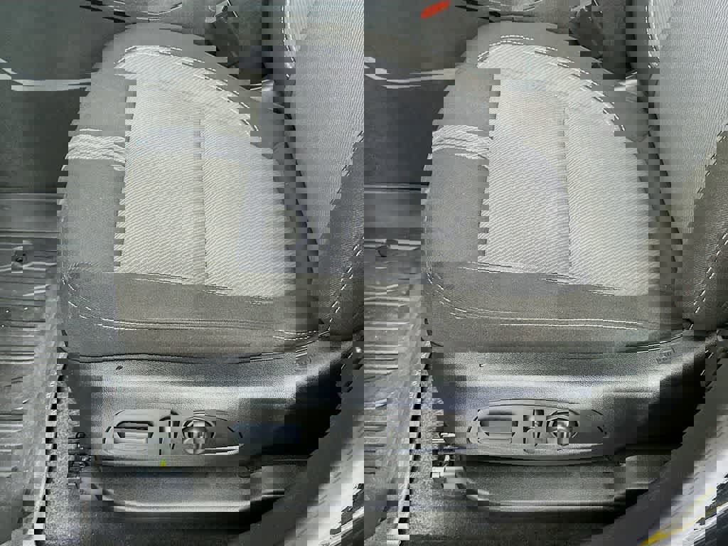 Used 2023 Chevrolet Blazer LT w/ Convenience Package image 30