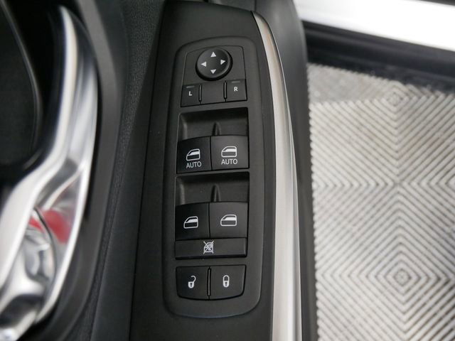 Used 2021 Jeep Cherokee Latitude Lux 80th Anniv w/ Quick Order Package 26U 80TH image 17