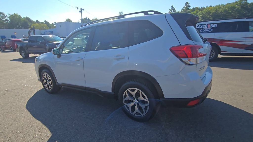 Used 2024 Subaru Forester Premium AWD/4WD image 18