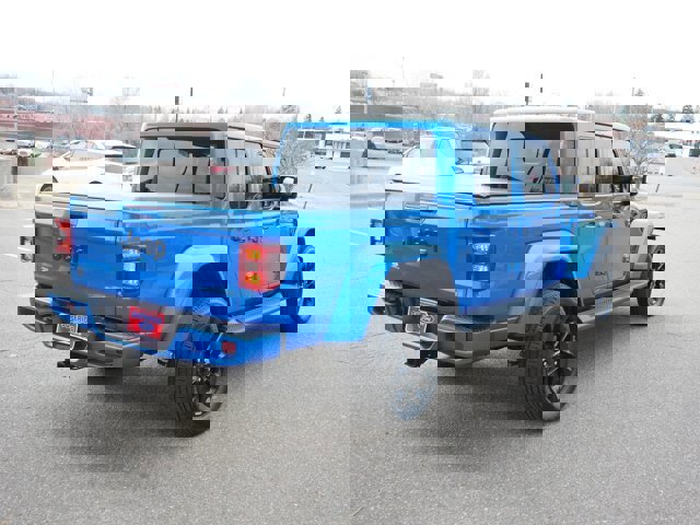 Used 2022 Jeep Gladiator Overland image 3