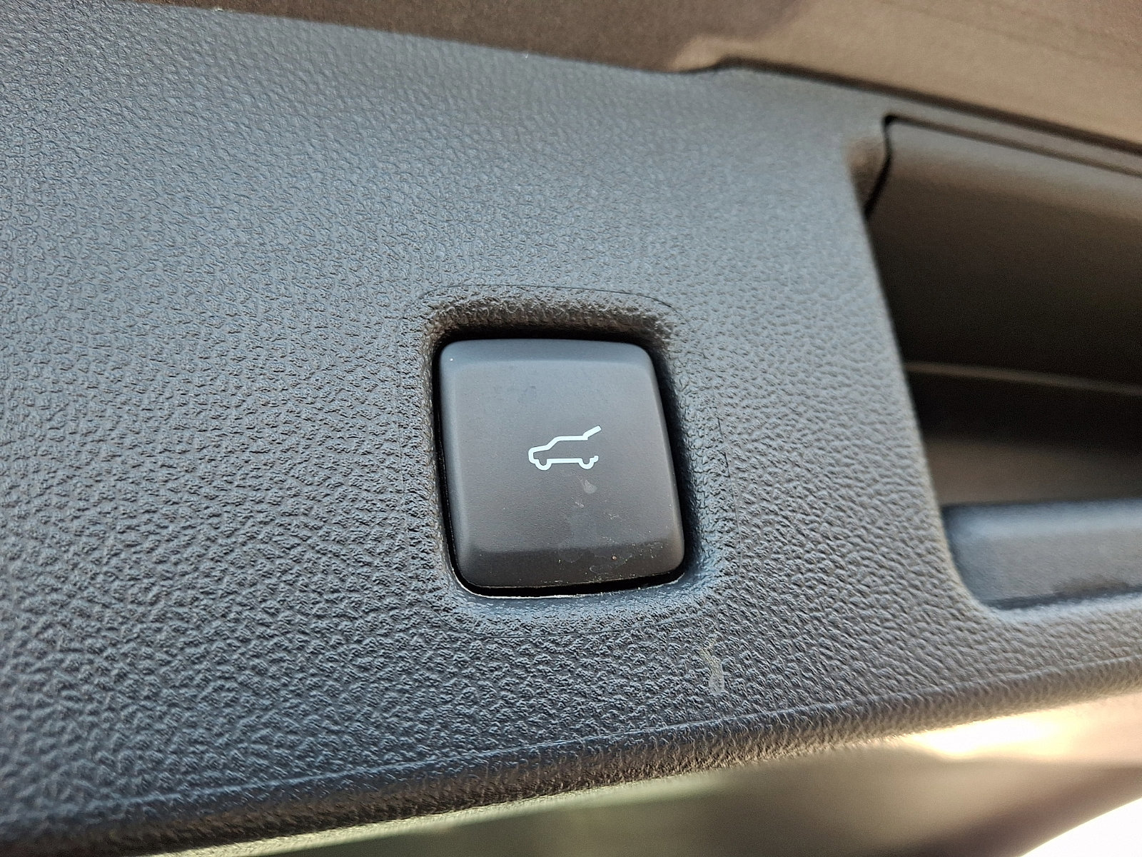 Certified 2024 Ford Escape Active w/ Tech Pack #1 image 27