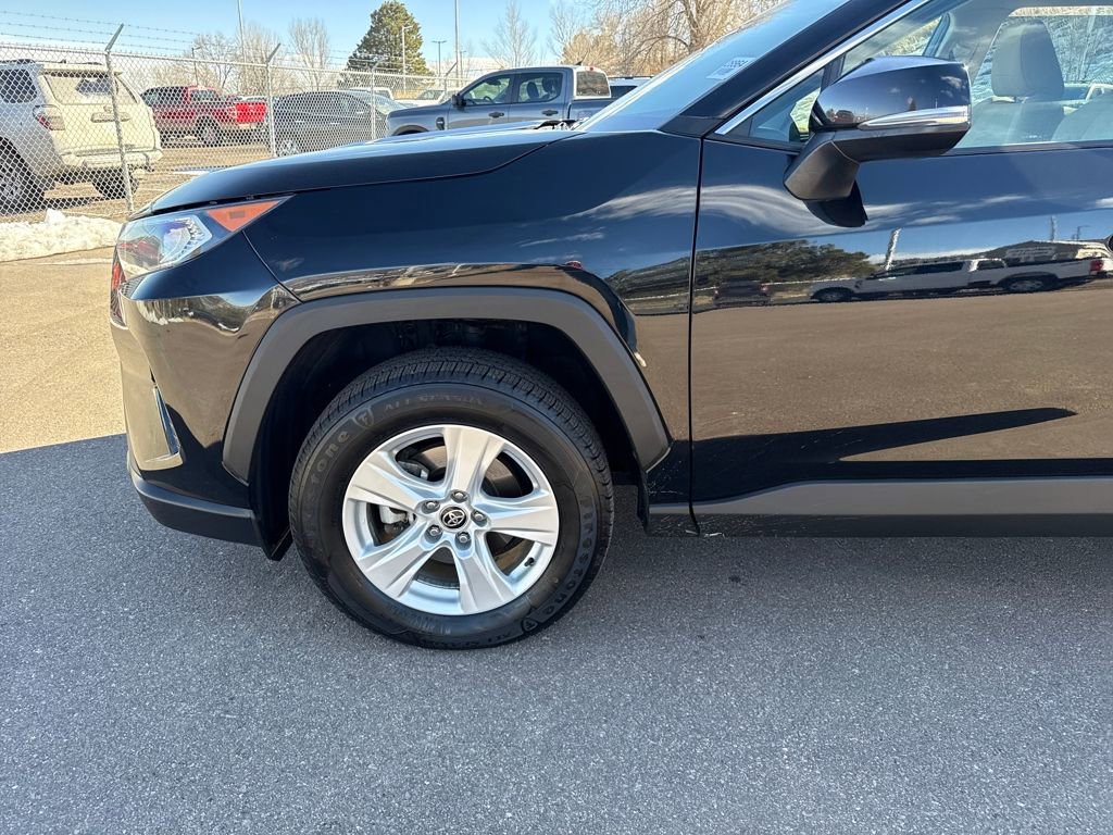 Used 2021 Toyota RAV4 XLE w/ Carpet Mat Package (TMS) image 3
