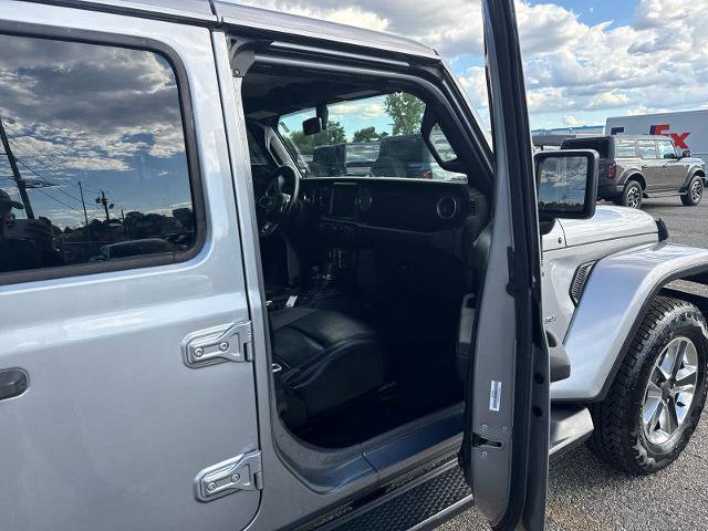 Used 2018 Jeep Wrangler Unlimited Sahara image 8