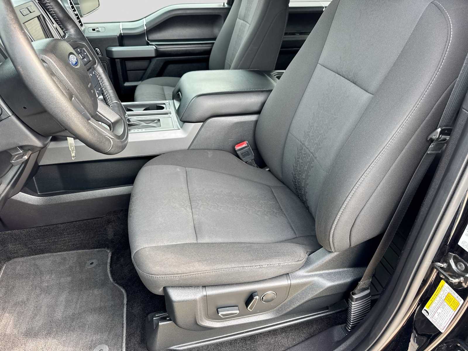 Certified 2018 Ford F150 XLT w/ Equipment Group 302A Luxury AWD/4WD image 15