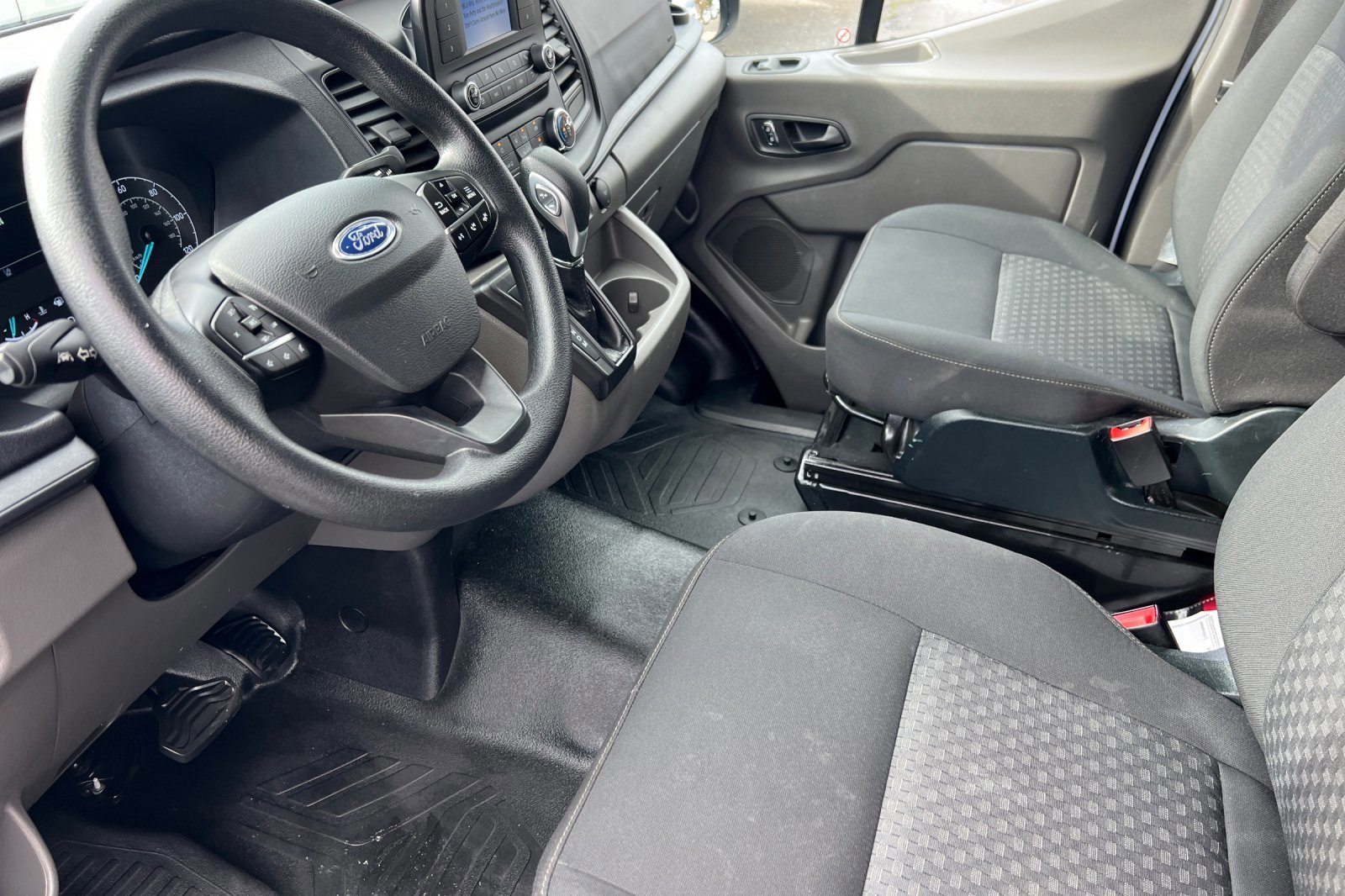 Certified 2023 Ford Transit 250 Low Roof w/ Exterior Upgrade Package image 11