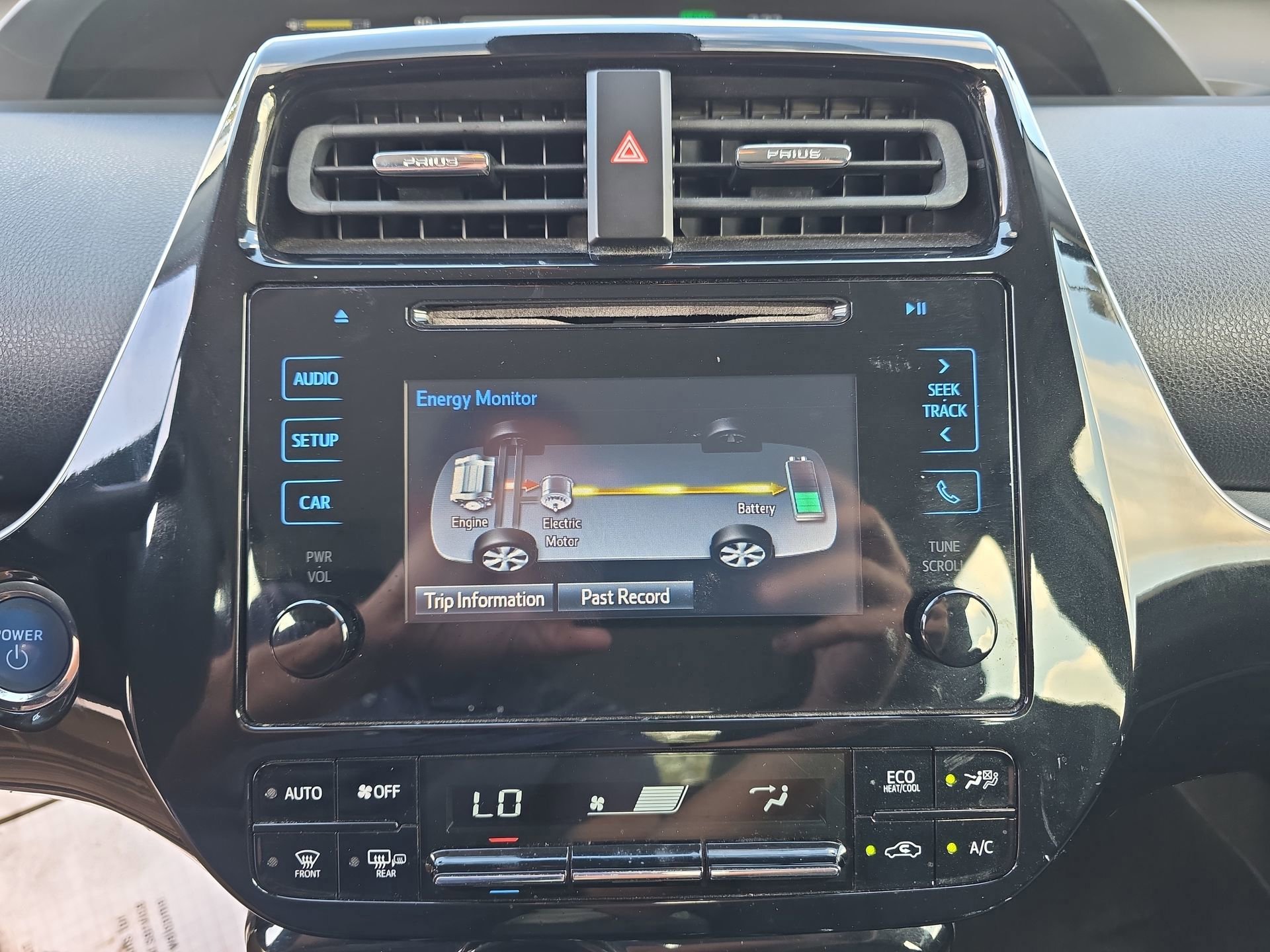 Used 2017 Toyota Prius Four image 48