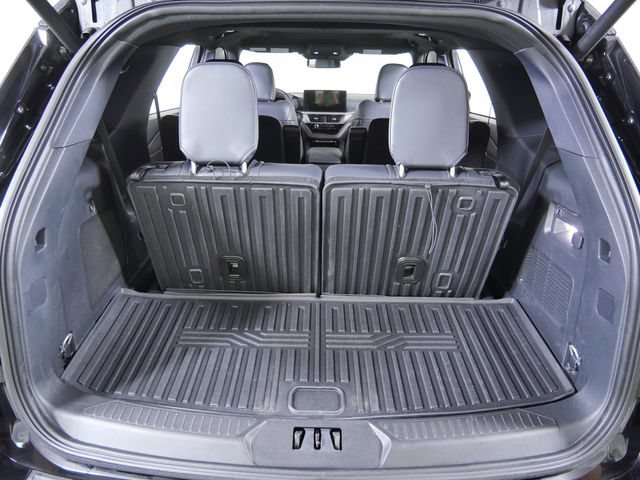 Certified 2025 Ford Explorer ST-Line w/ Premium Package AWD/4WD image 17