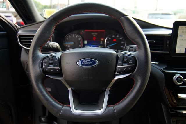 Certified 2023 Ford Explorer ST-Line w/ Class IV Trailer Tow Package AWD/4WD image 22