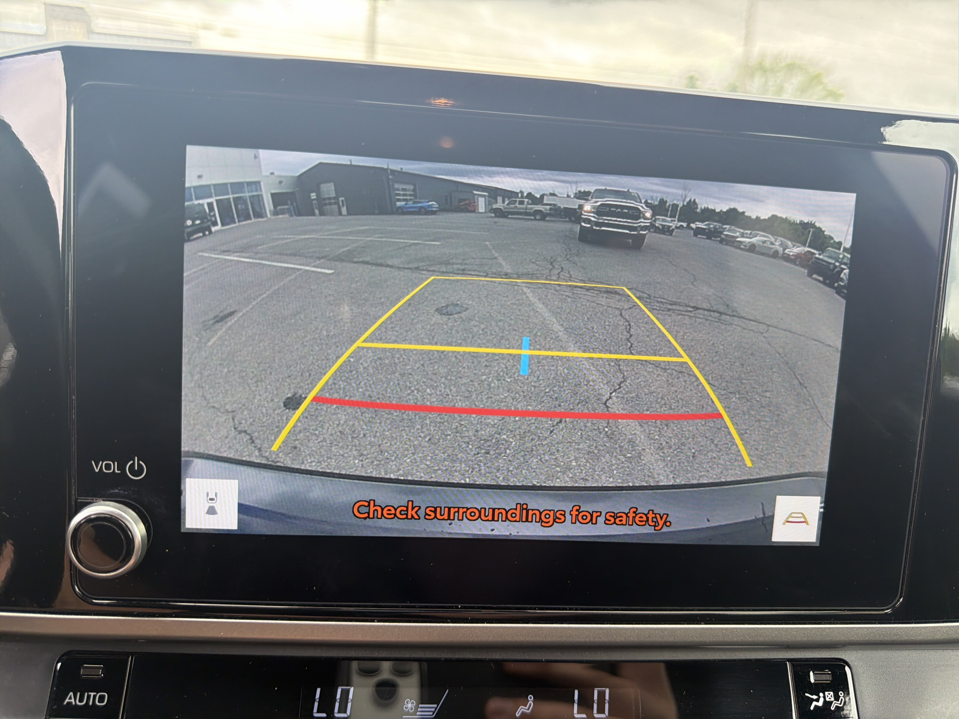 Used 2025 Toyota Camry SE FWD image 26